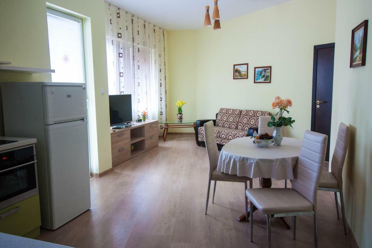 Apartcomplex Ritza Saints Constantine and Helena ภายนอก รูปภาพ